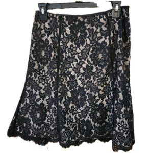 Ann Taylor Petites Black Lace A-Line Midi Skirt Size 2P